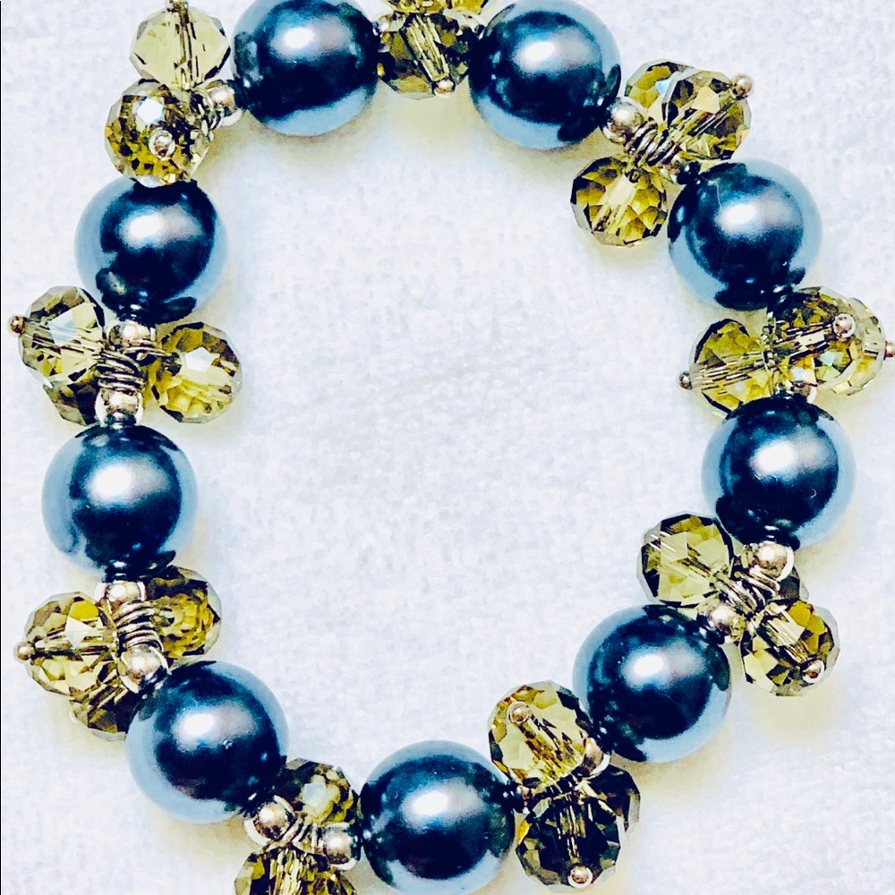 NWOT OCEAN BLUE BRACELET